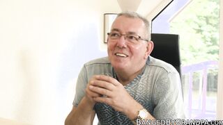 Gorgeous teen blows grandpa before getting banged
