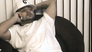 Horny thug receives a blowjob from kinky muscular hunk