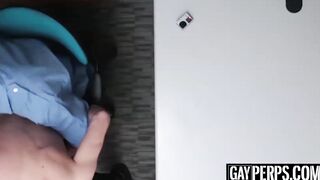 Black officer gets himself some raw twink ass to punish