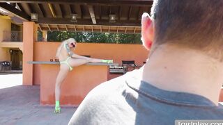 Sexy blonde tbabe Aubrey Kate ass analed