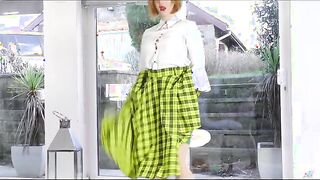 Who knew that Zara Durose could dress like such a demure lady but then become such a freak once her