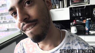 He caught himself another straight Latino guy for barebacking