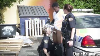 Big booty police women pounded by black suspect in public