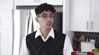 Cleanining kitchen and sucking big cock