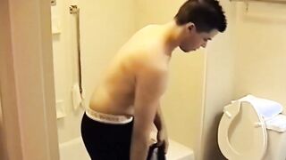 Nasty butt pirate prepares for some sweet solo masturbation