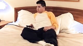 Nasty butt pirate prepares for some sweet solo masturbation