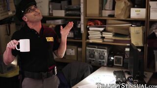 Muscular security guard bangs beautiful tranny babe