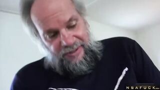 19 Yo Helps Grandpa Gave Orgasm by Fuck