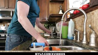 Milf Rewarding Helpful Stepson with a Rough Nailed