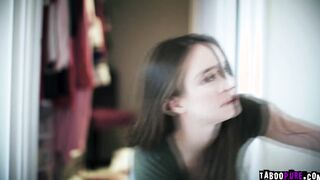 Lesbian fuck sesh with Maya and Gizelle