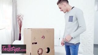 Twistys - Dirty hoe Sandra Wellness Creates her own Makeshift Cardboard Gloryhole