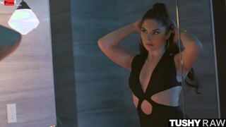 TUSHYRAW sexy dark haired loves nothing more than gaping