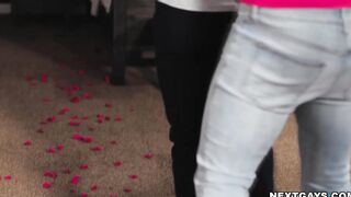 Things become romantic between lovers Dakota and Jayden