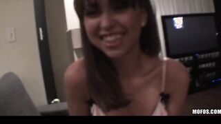 Goddess babes Molly Bennette & Riley Reid surprise bf with 3 way