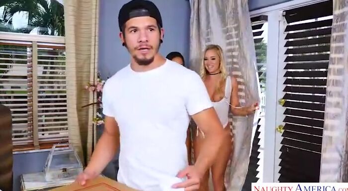 Bailey Brooke and Layla London have a sexy three way with the pizza guy