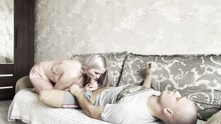 stepbrother doesn't wake up in the morning Stepsister will help with the best blowjob