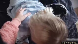 Babe gives Slobbering Deepthroat Blowjob
