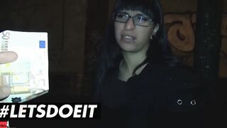 BUMSBUS - Dark Haired cunt with mouth Agrees To Gotten Fucked By Stranger Into The Backseat - LETSDOEIT