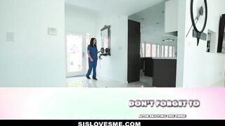 Masturbating To My Stepsis