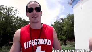 Hardcore barebacking after blowing dick outdoor in the Sun