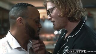 Cheating husband Dillon Diaz cumsprays creeper housesitter Kyle Connors