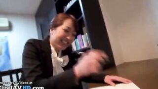 Japanese sweet assistant in pantyhose satisfies naughty man