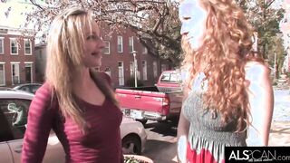 Red Head Teaches Her Friend How She Squirts When She Cums