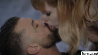 Busty TS Lianna Lawson gets analed
