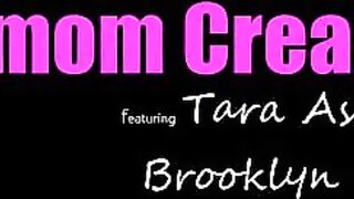 Brooklyn Chase and Tara Ashley are just back from an afternoon of shopping when Brooklyn invites Tara to stay and