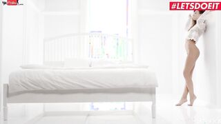 WHITE BOXXX - Sabrisse & Nancy A Are Making sexy