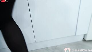 Filthy gal hops on a pulsating wang