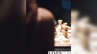 VIXEN Seductive chess-professional Vanna has all the winning moves