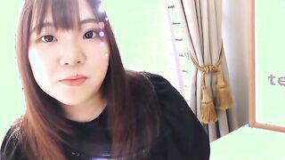 College cunt with mouth Miki Sakashita is with us today showing us her juicy butt