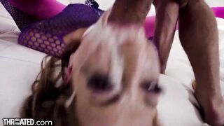 Slutty Adira Allure Has Irresistible Dick Blowing Skill!