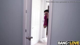 Step-Cougar Gia Grace Panty Raid
