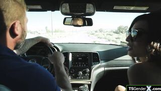 TS hitchhiker Valentina Mia barebacked