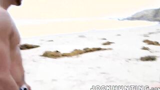 Big dick muscular yoga guru barebacking his skinny student