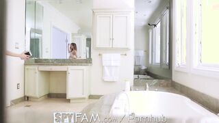 SPYFAM Step Sis Gives Step Dude Bath-Tub-Hot Tub Sex