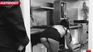 LETSDOEIT - Karlee Grey Makes It Rain Over Gina's Face Into a Restaurant
