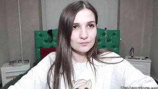 Solo naked amateur fucking dildo