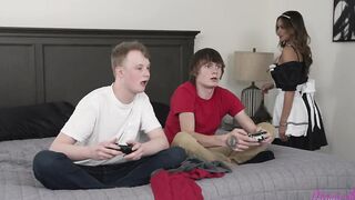 Give my step mom creampie while my friend watches