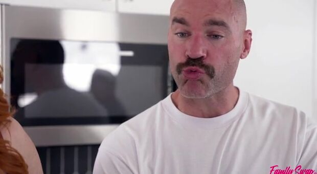 Undies Made For two - S6:E6