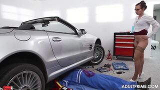 Sweaty Dirty Mechanic turns Wendy on