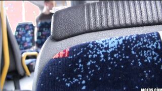 BLONDE 18 YO CAUGHT ON FILM FUCKING ON PUBLIC BUS