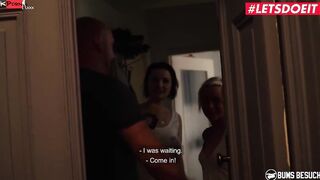 BUMSBESUCH - Big Ass Porn Onlyfan Makes Her Humongous Fan A Happy Man - LETSDOEIT