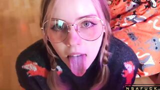 Schoolgirl got a Mouthful of Cum