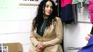 Curly curvy Latina housewife performs sloppy oral