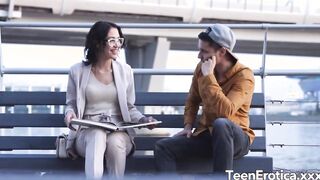 Teens Kris The Foxx Gets Cum into Her Mouth