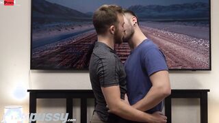 JockPussy - Sweet smooth studs make out before extreme FTM breeding