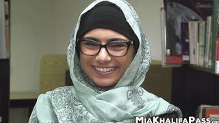 Library masturbation with cute Arab pornstar Mia Khalifa